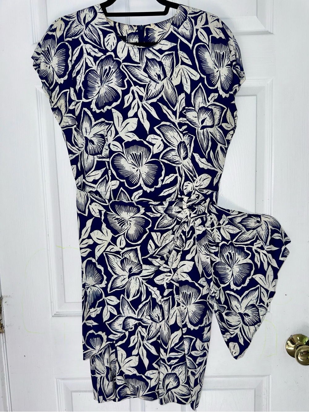 Vintage Phoebe 80’s (40’s style) Hip Ruffle Peplum Tropical Navy/Cream